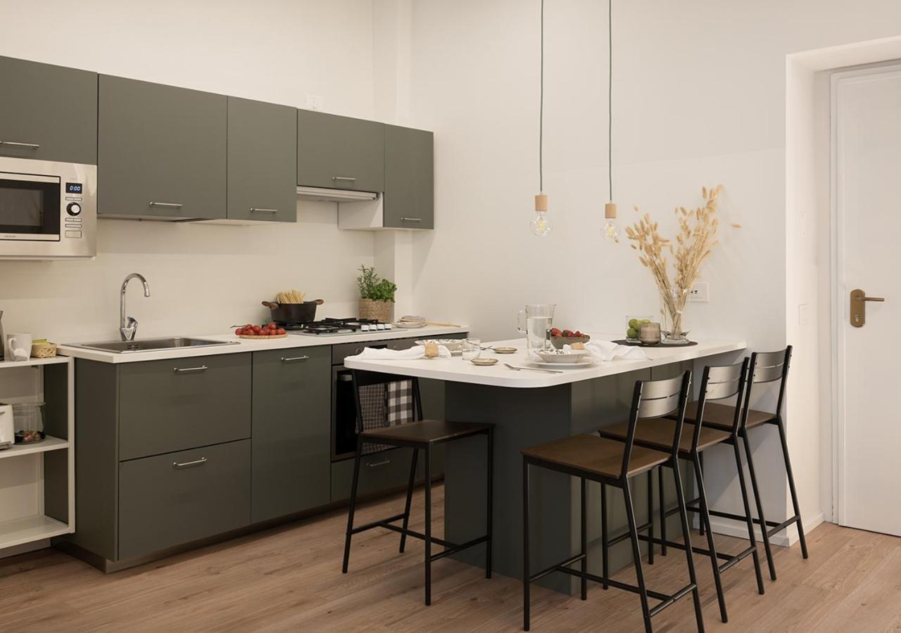 Exclusive Green Apartment - City Center - Como - Near Station Номер фото